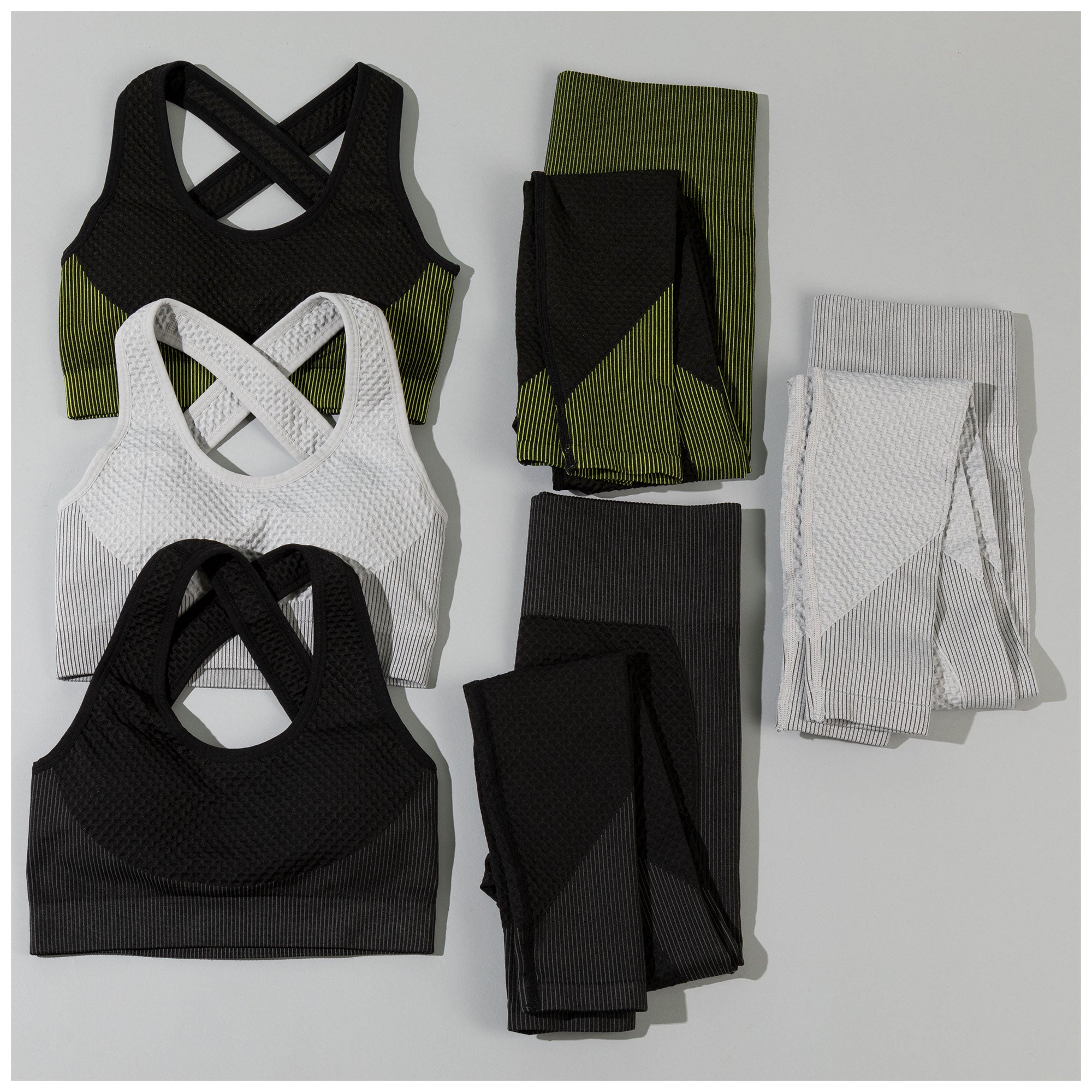 Women's Textured Leggings Sports Bra Activewear Set